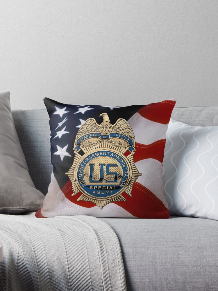 Drug Enforcement Administration Dea Special Agent Abzeichen Uber Amerikanische Flagge Dekokissen Von Captain7 Redbubble
