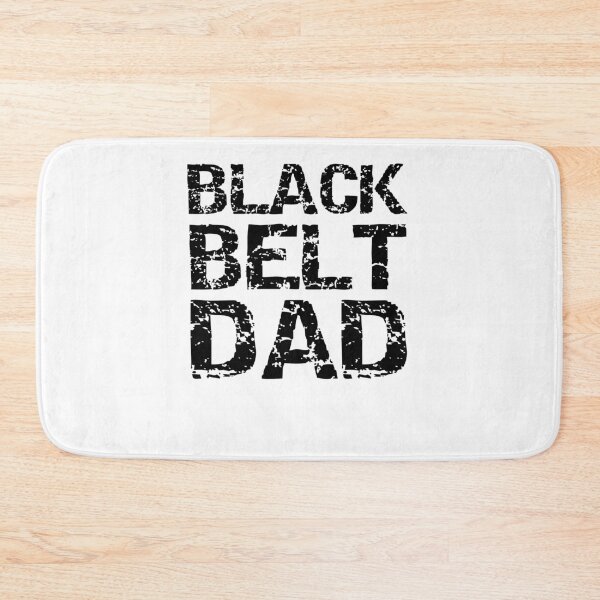 Aperçu de l'œuvre Karate Father Black Belt Dad Father's Day Gift créée et vendue par TNDesignStudio.