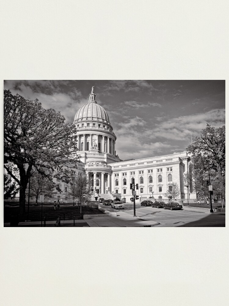 Alternate view of Madison Wisconsin Capitol Building - USA Photographic Print