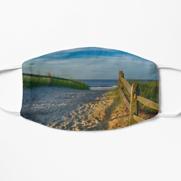This Way To The Beach Flat Mask