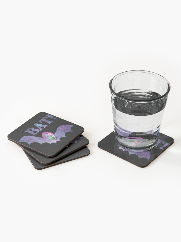 Aperçu 2 sur 5. Dessous de verre (lot de 4) avec l'œuvre Ce que nous faisons dans l'ombre Laszlo créée et vendue par Jsherrill1022.
