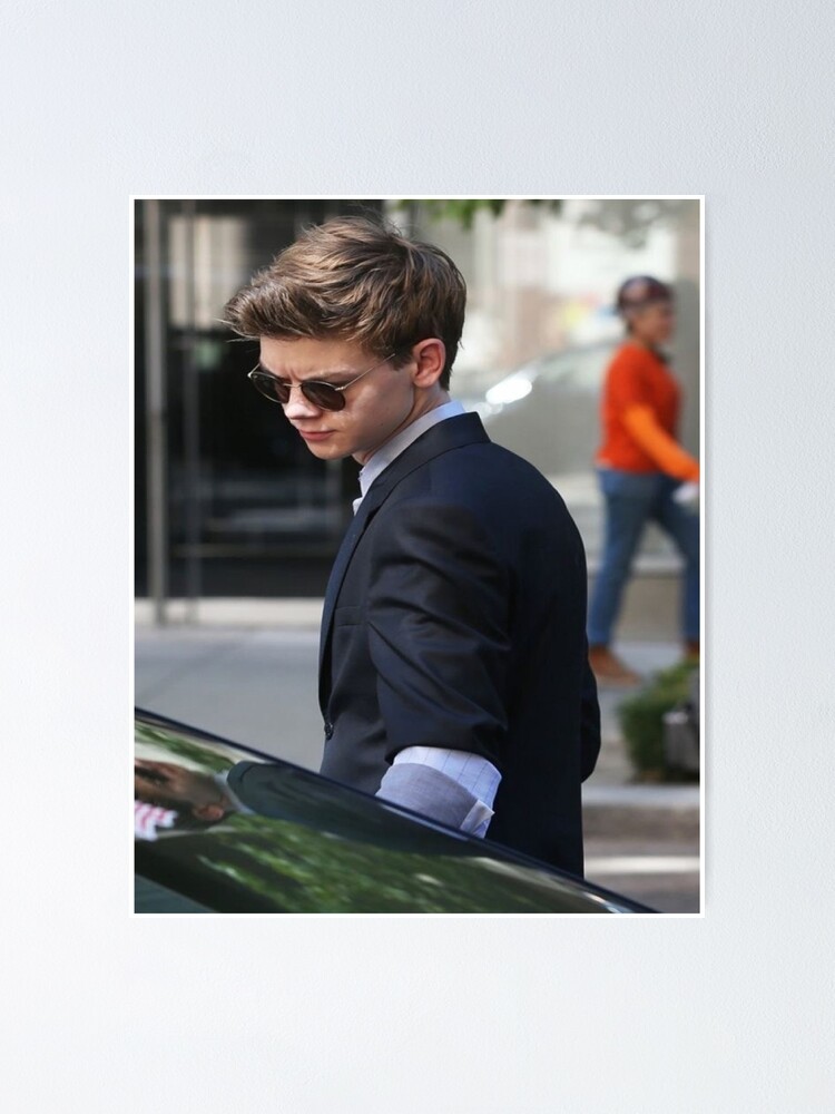 Thomas Brodie Sangster 13