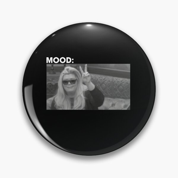Item preview, Camiseta ajustada blanca con el meme de Gemma Collins designed and sold by jozefds.