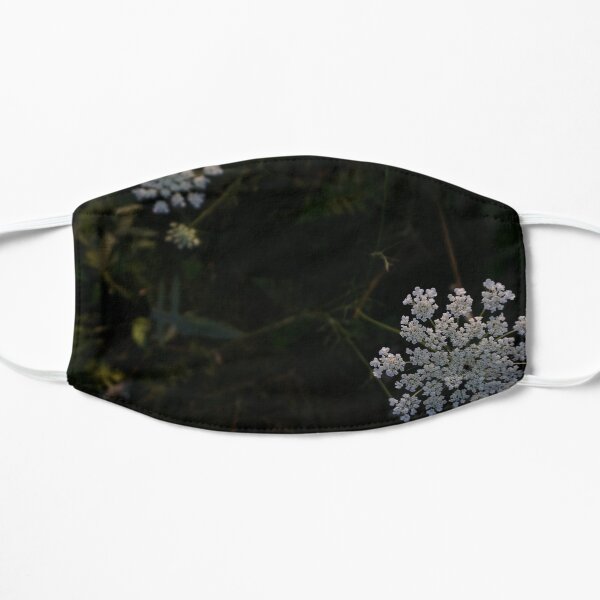 Queen Anne's Lace Mask