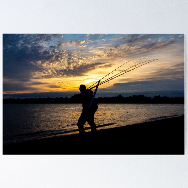 Aperçu de l'œuvre Pêcheur de surf au coucher du soleil créée et vendue par ShootFirstNYC.