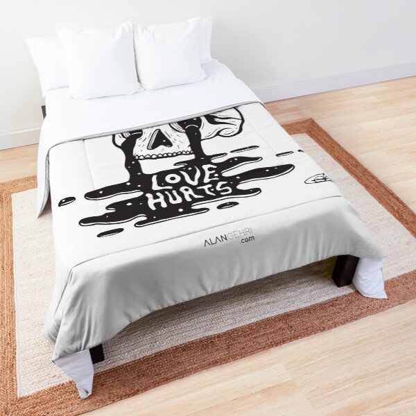 Love is hard to find, hard to keep, and hard to forget Comforter