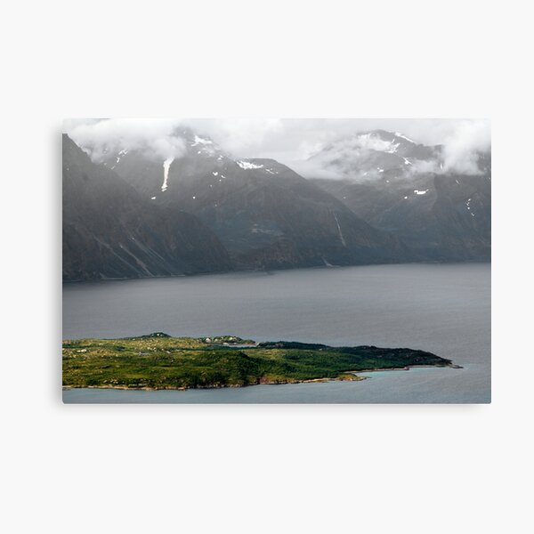 Årøya i Lyngenfjorden Canvas Print