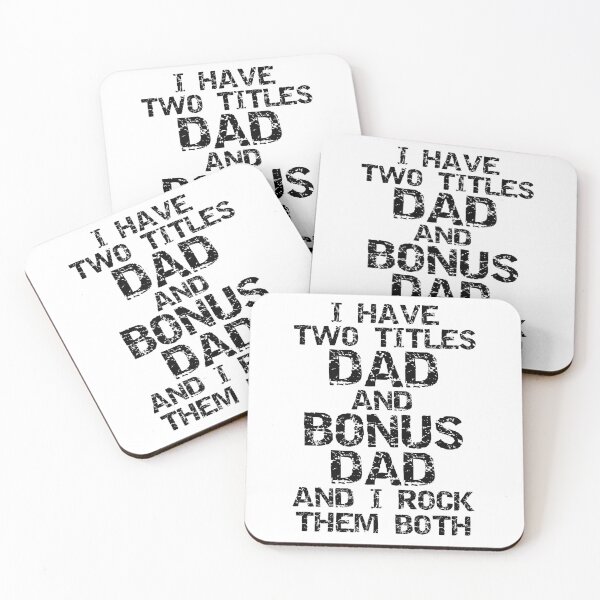 Artikelvorschau, Stepdad Gift I Have Two Titles Dad and Bonus Dad and I Rock Them Both Father's Day Gift entworfen und verkauft von TNDesignStudio.