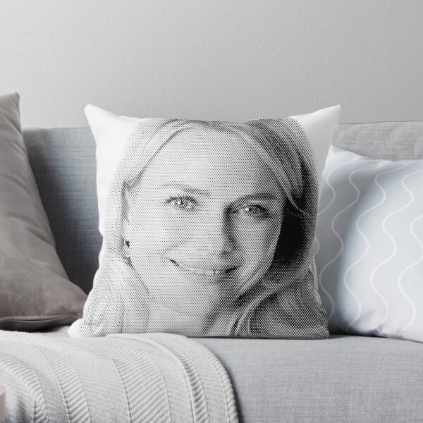 https://ih1.redbubble.net/image.1240794701.4368/throwpillow,small,600x-bg,f8f8f8-c,0,120,600,600.jpg