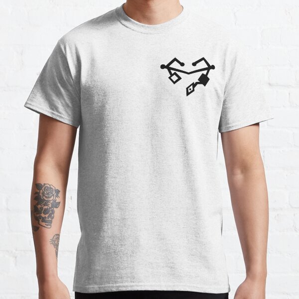 amado por muchos fanáticos de She-Ra. Si te encanta sollozar por Catradora, entonces esto es para ti. Camiseta clásica