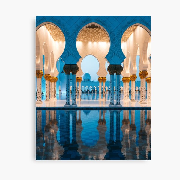 Abu Dhabi Mosque (Sheikh Zayed Mosque) in the evening Canvas Print