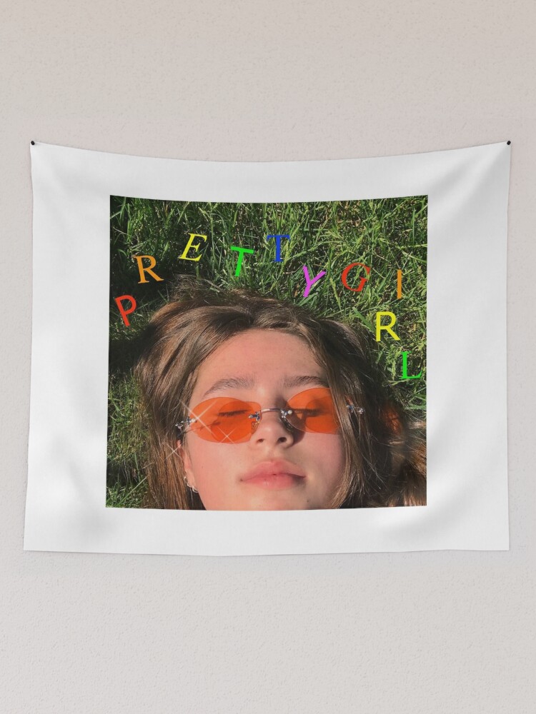 Pretty Girl — Clairo