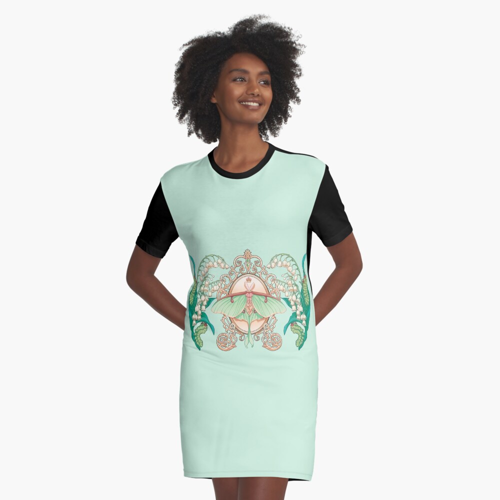 Aperçu de l'œuvre Robe t-shirt créée et vendue par zimmay.