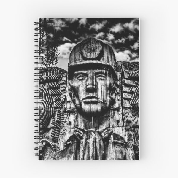 Artikelvorschau, Bargoed Miners-Skulptur entworfen und verkauft von Steve Purnell Photography.