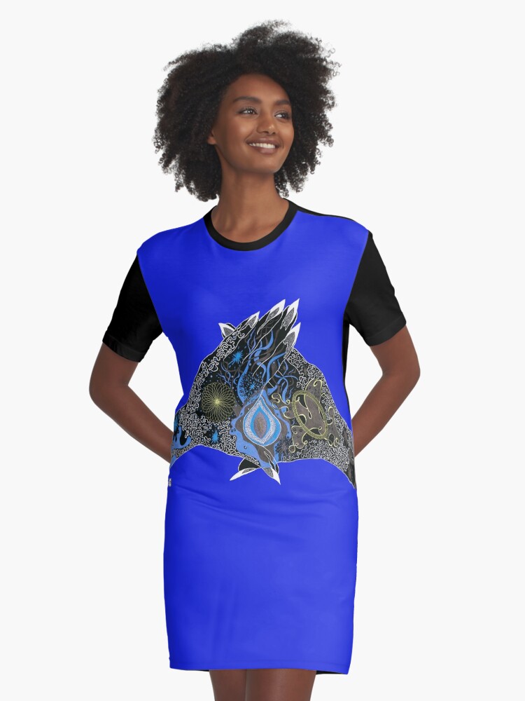Aperçu 1 sur 5. Robe t-shirt avec l'œuvre "Mains Univers" (bleue) par CEZA créée et vendue par atelierdeceza.