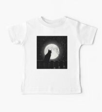 Silent night Cat looking at the full moon Baby Tee