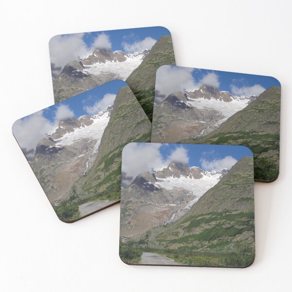 Artikelvorschau, Straße Snowy Mountain Peaks Alpenlandschaft entworfen und verkauft von Anna Lemos.