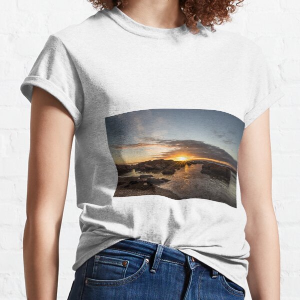 Coles Bay Sunset Classic T-Shirt