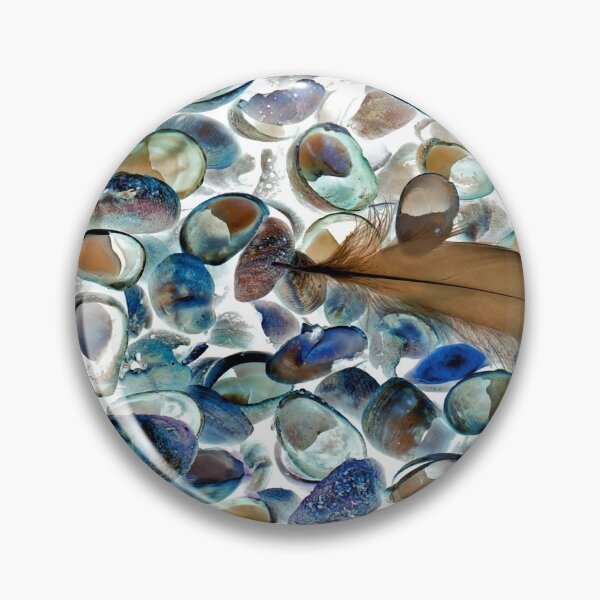 Artikelvorschau, Feather & Shells entworfen und verkauft von Smoothstones.