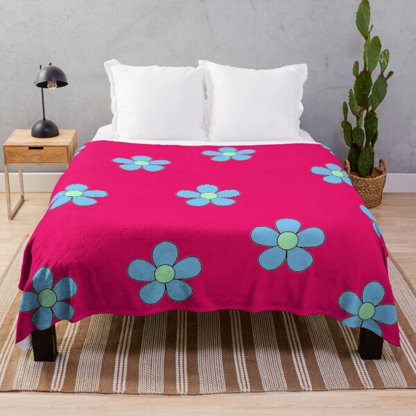 Vista previa del artículo con la obra «Azul y amp; flores verdes sobre un fondo rosa», diseñado y vendido por GillyMc.