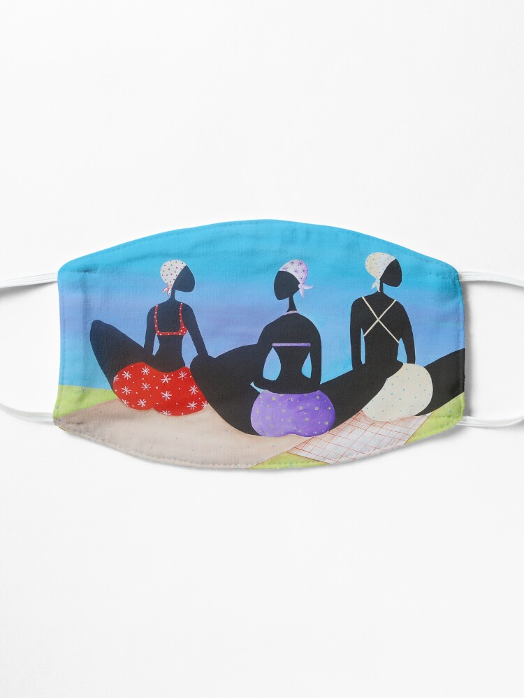 Alternate view of Three Belles Mask