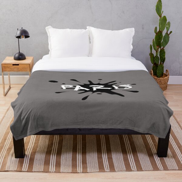 T-shirt " Paris" Throw Blanket