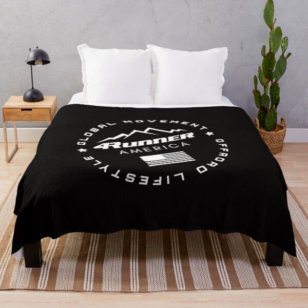 4Runner America &quot;The Seal&quot; Throw Blanket