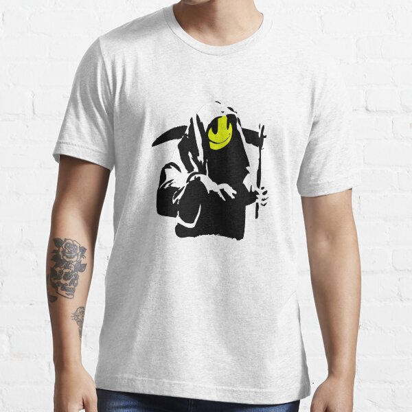 Banksy Happy Smiling Grim Reaper! Essential T-Shirt