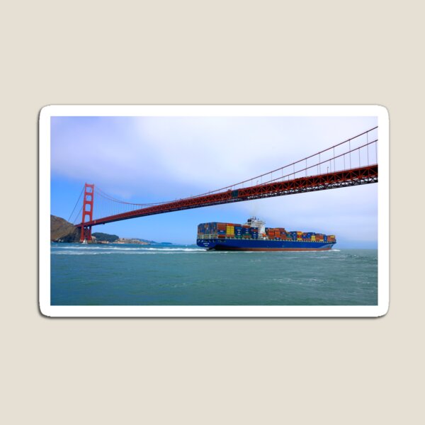 Commerce.- Cargo ship under the Golden Gate Bridge, San Francisco, California Magnet