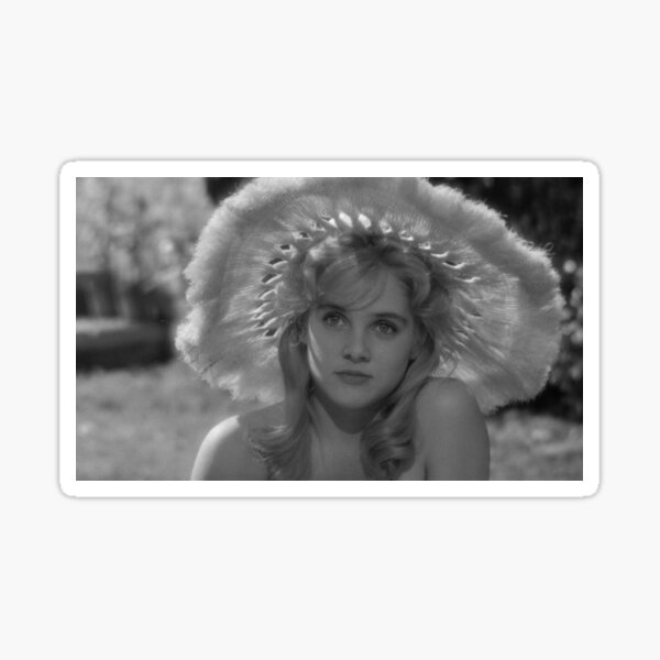 Artikel-Vorschau von lolita 1962, designt und verkauft von wearingabowtie.