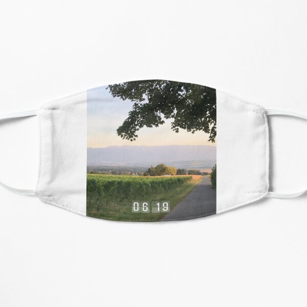 Vineyards in the morning Flat Mask