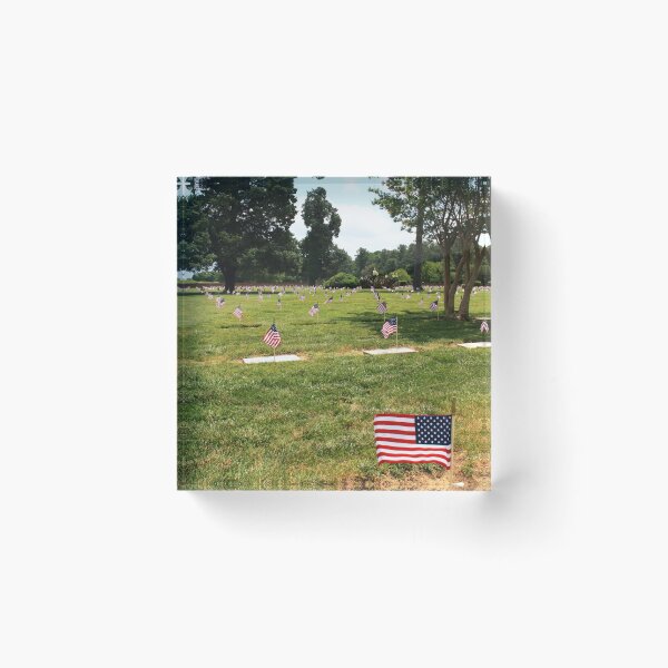 Artikelvorschau, Yorktown National Cemetery entworfen und verkauft von Timothy Gass.