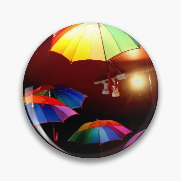 Artikelvorschau, Die Regenbogen-Party-Lichter entworfen und verkauft von Michael May.