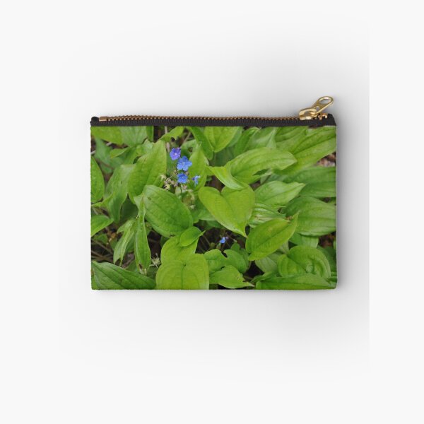 Aperçu de l'œuvre Hostas Bloom créée et vendue par Tamara McDonnell.