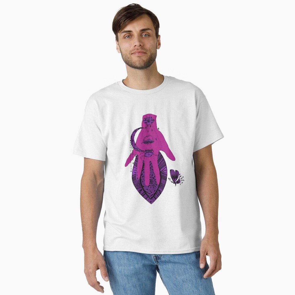 Aperçu de l'œuvre T-shirt classique créée et vendue par atelierdeceza.