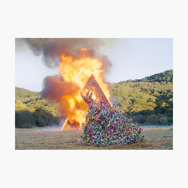 MIDSOMMAR MAY QUEEN - dani ardor / florence pugh Photographic Print
