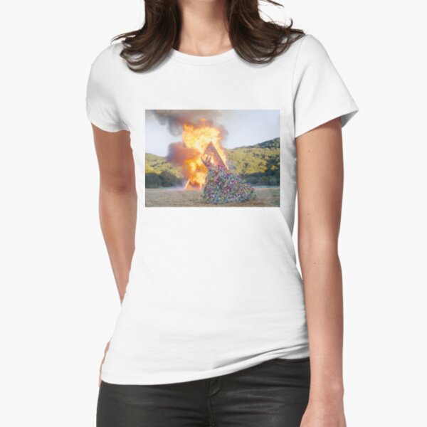 MIDSOMMAR MAY QUEEN - dani ardor / florence pugh Fitted T-Shirt