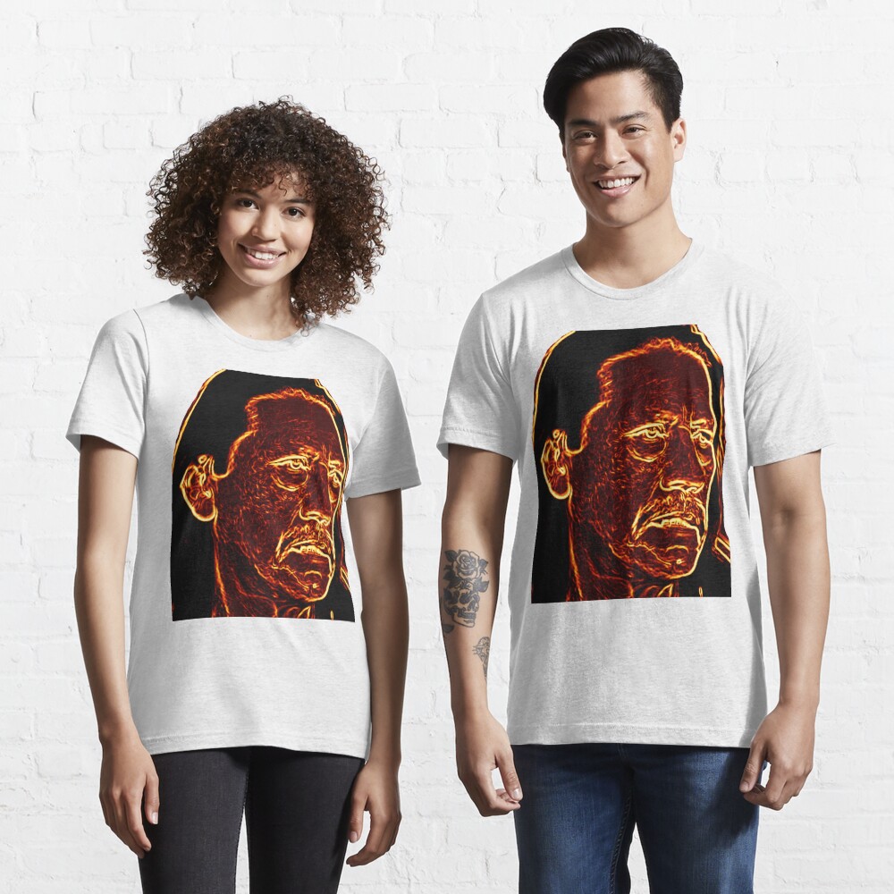 Machete Essential T-Shirt