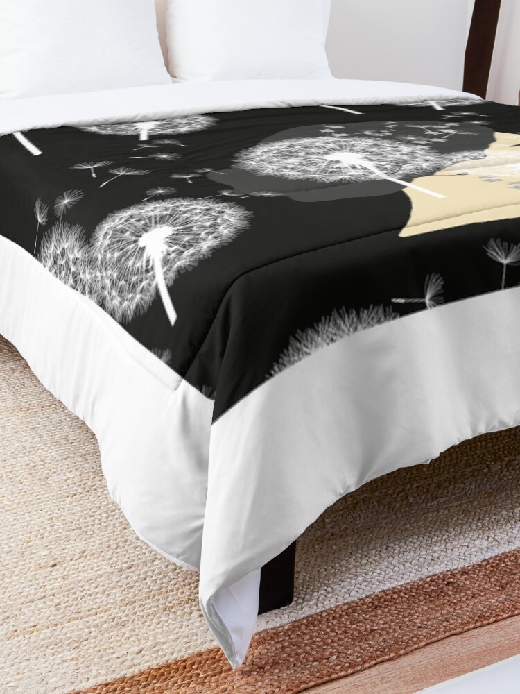 Alternate view of The Dandelion Queen Comforter