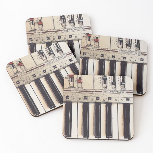 Artikelvorschau, Vintage Tastatur entworfen und verkauft von JpattDesign.