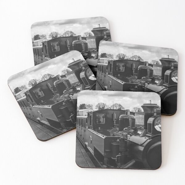 Item preview, Small steam locomotive coming in to the station designed and sold by yackers1.
