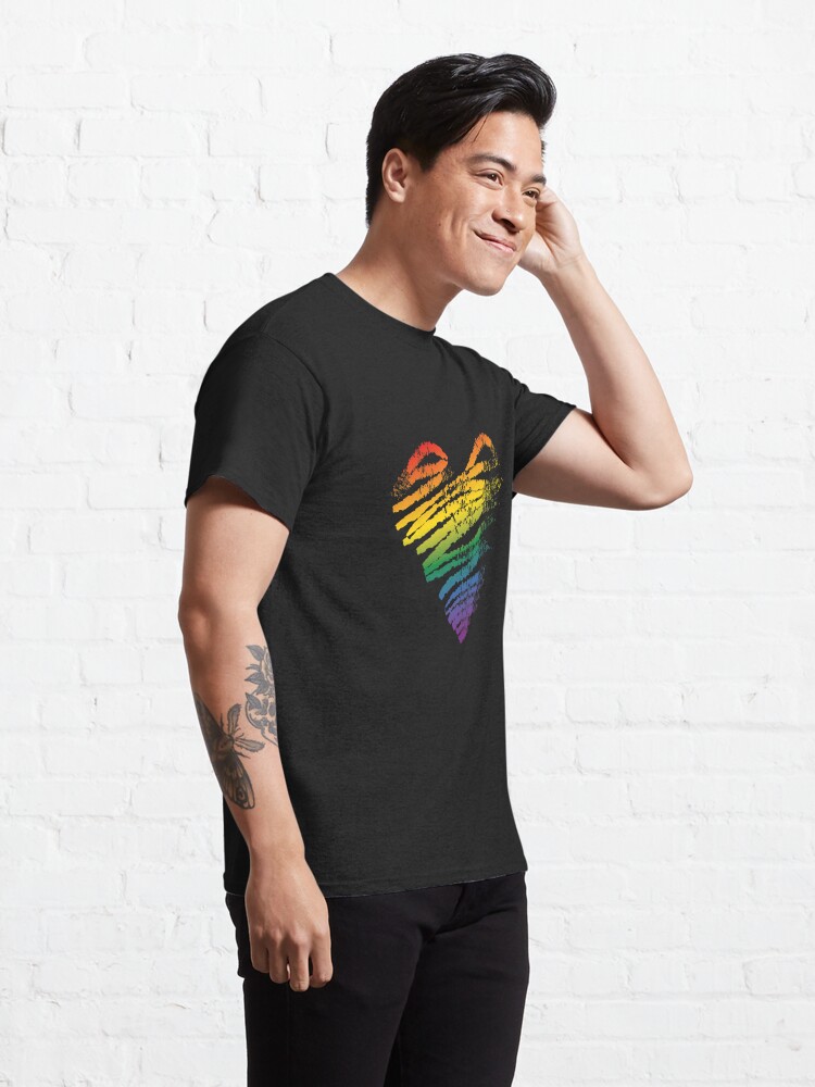 Discover LGBT Gay Lesbian Pride Month Heart Flag Classic T-Shirt