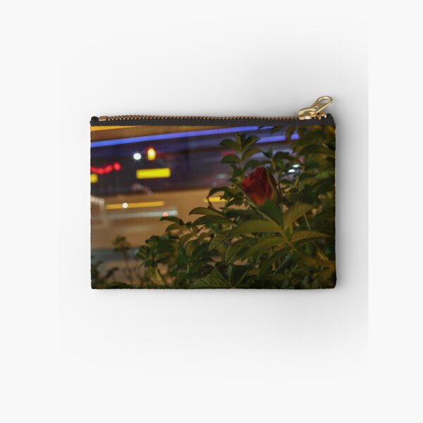 Artikelvorschau, Hör auf, die Blumen zu riechen entworfen und verkauft von Terry Wilson.