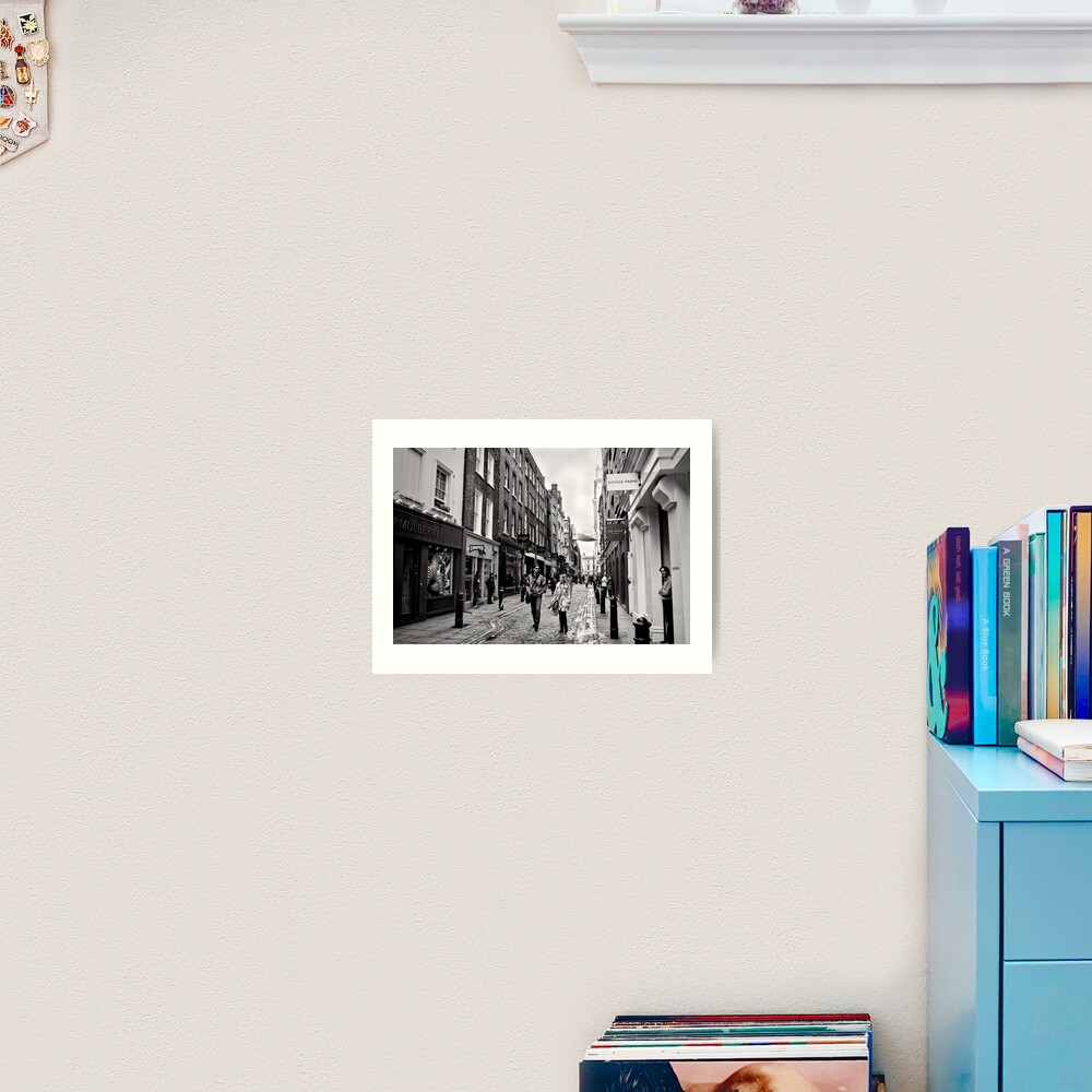 An afternoon shopping in London - Britain Art Print