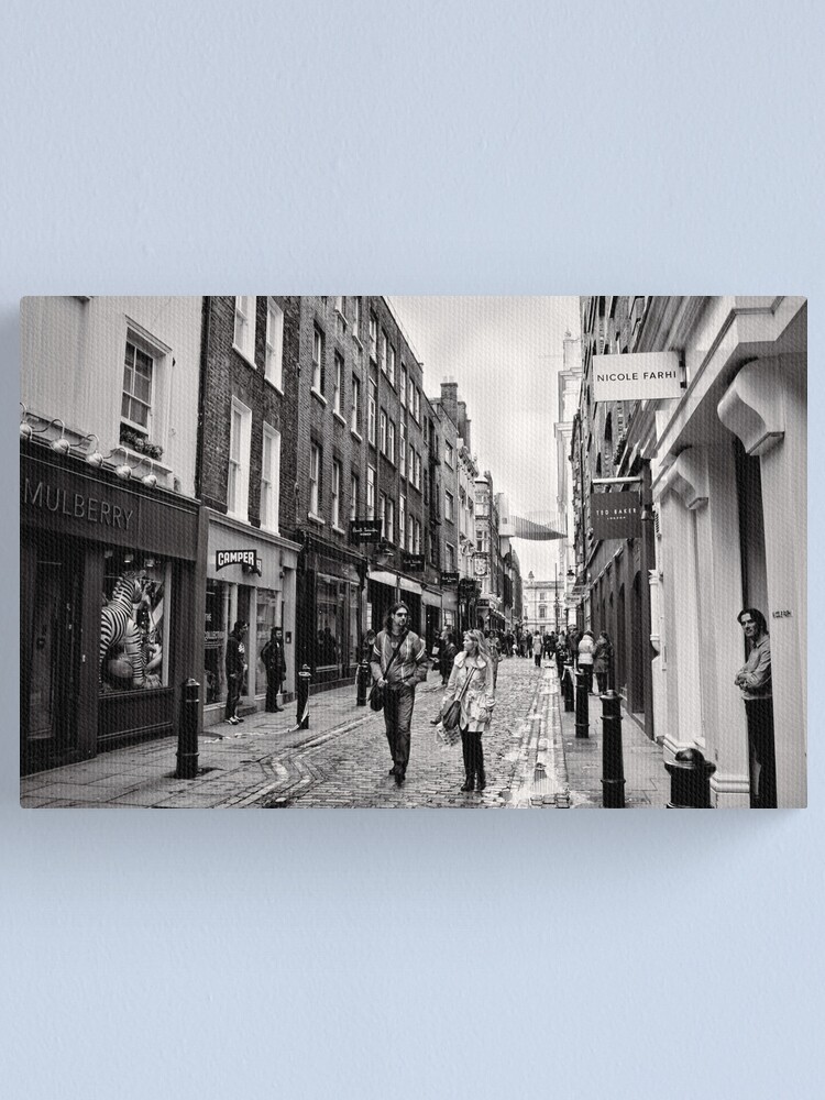 Alternate view of An afternoon shopping in London - Britain Canvas Print