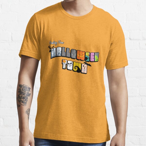 Halloween Town Postcard Essential T-Shirt