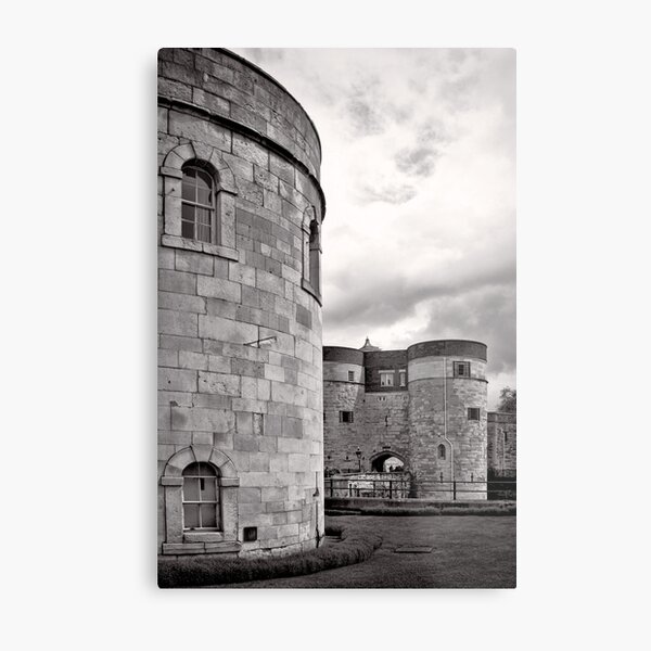 An imposing tower - London - Britain Metal Print