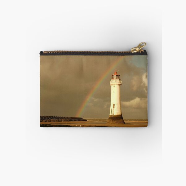 Artikelvorschau, Regenbogen über New Brighton ..... Lage .... New Brighton Lighthouse entworfen und verkauft von ALEXANDER  STEPHEN PEMBERTON.