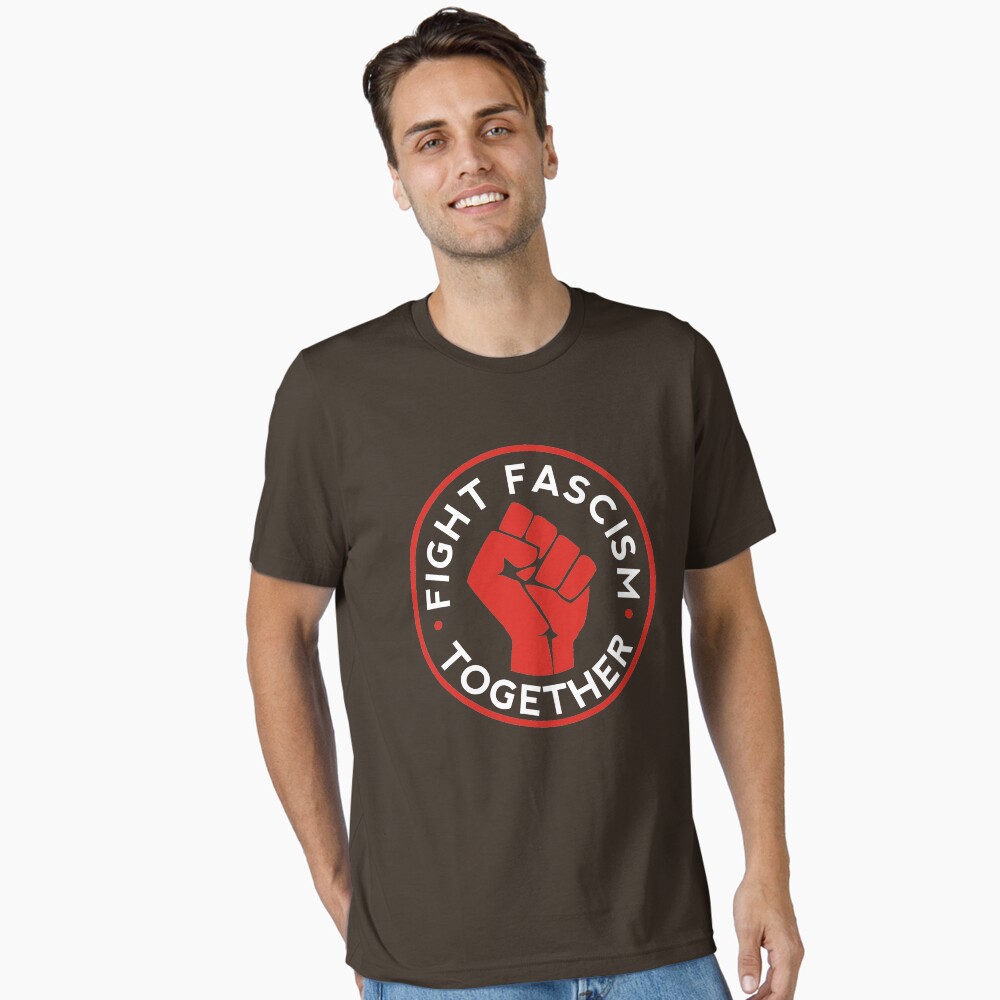 Vista previa del artículo con la obra «Camiseta esencial», diseñado y vendido por JezWeCan.