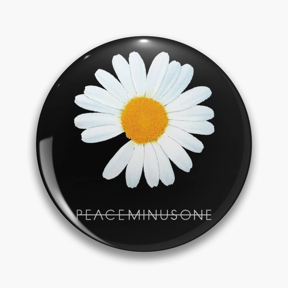 G-Dragon Peaceminusone Daisy Flower (Ania Mardrosyan)